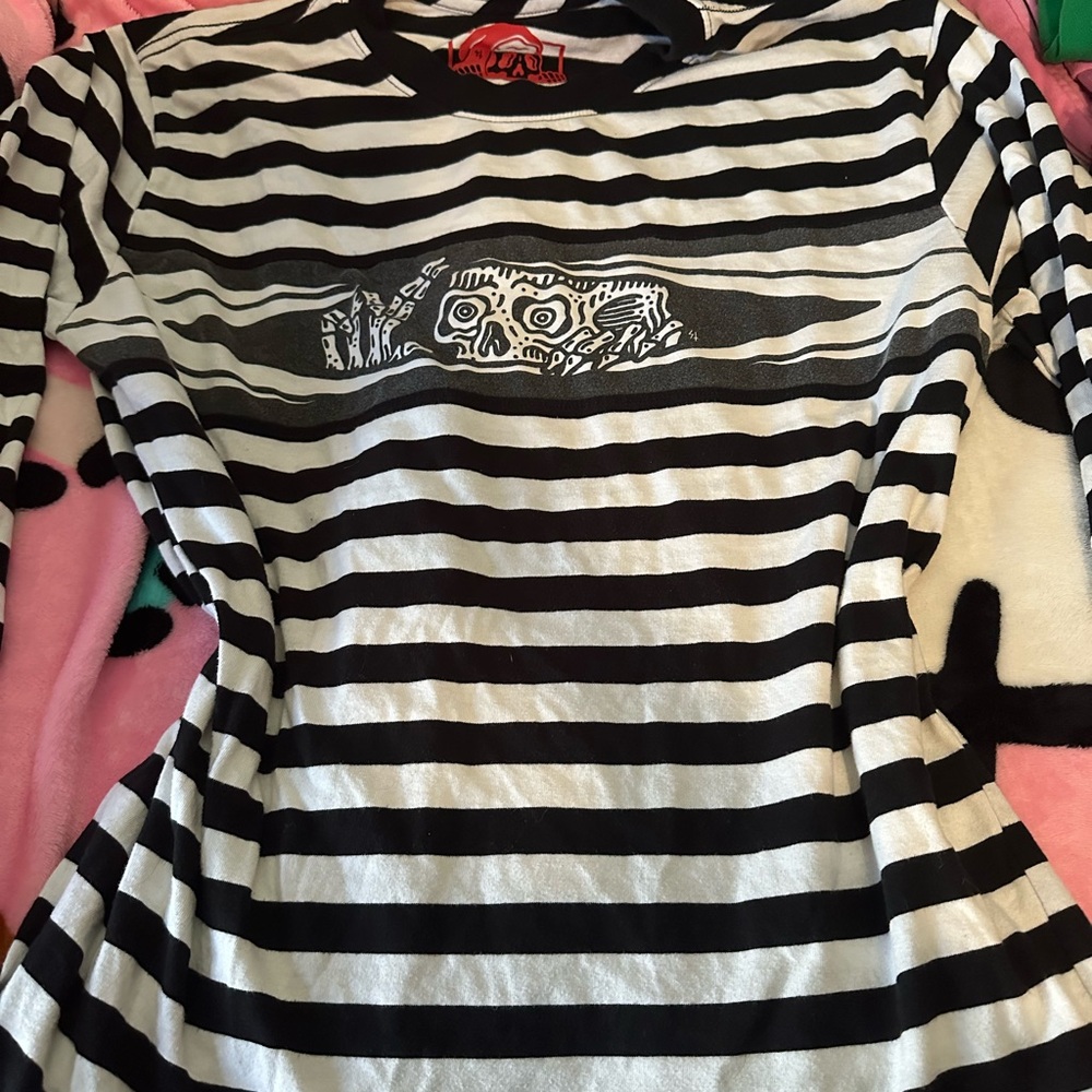 lurking class long sleeve t worn once or twice great condition